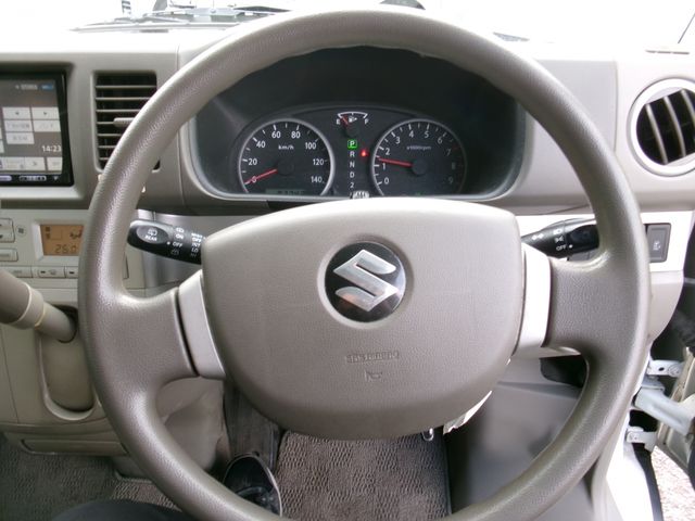 SUZUKI EVERY WAGON 2010 Image 31