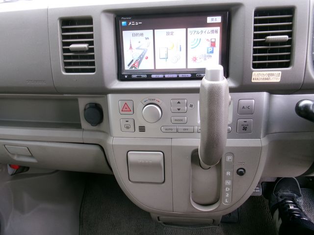 SUZUKI EVERY WAGON 2010 Image 31