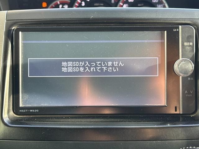 TOYOTA VOXY 2013 Image 31