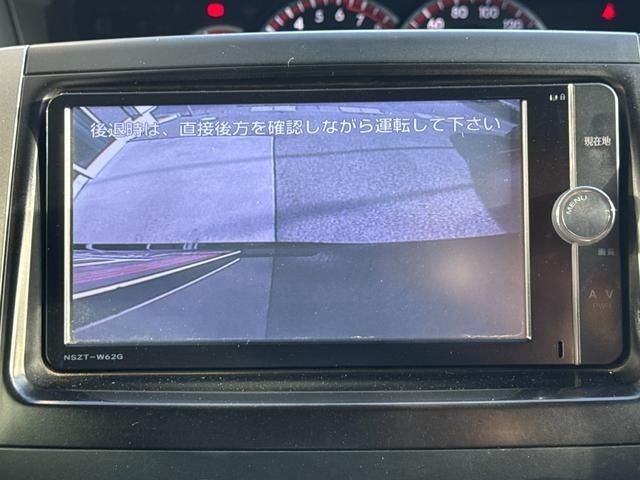 TOYOTA VOXY 2013 Image 31