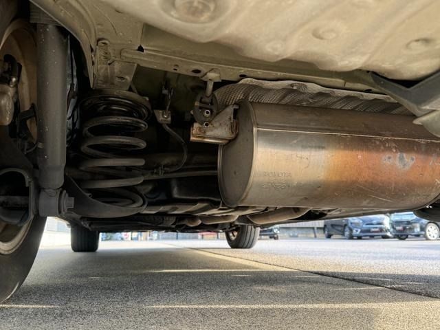 TOYOTA VOXY 2013 Image 31