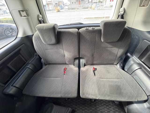 TOYOTA VOXY 2013 Image 31