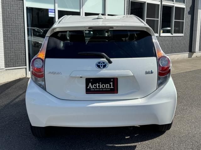 TOYOTA AQUA 2012 Image 31