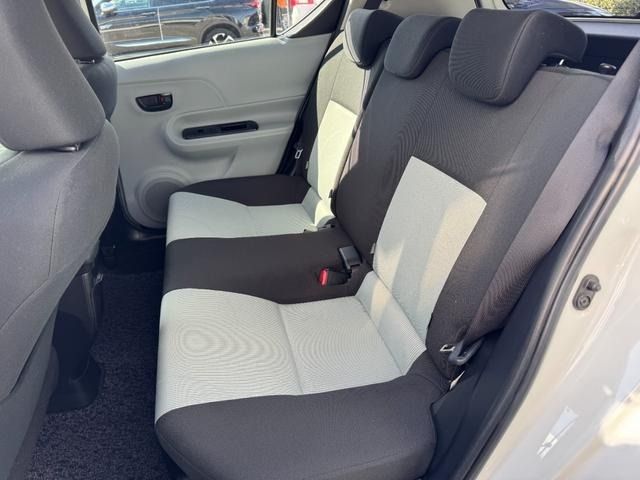 TOYOTA AQUA 2012 Image 31