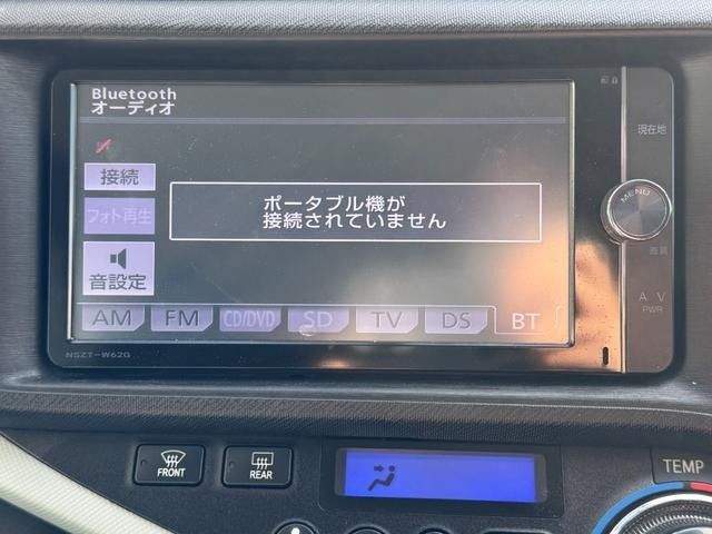 TOYOTA AQUA 2012 Image 31