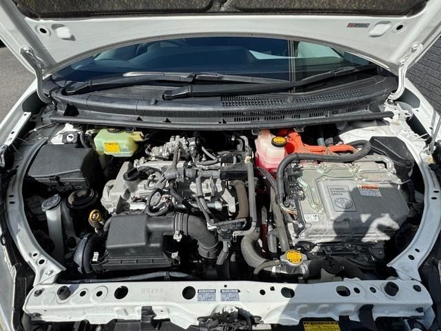 TOYOTA AQUA 2012 Image 31