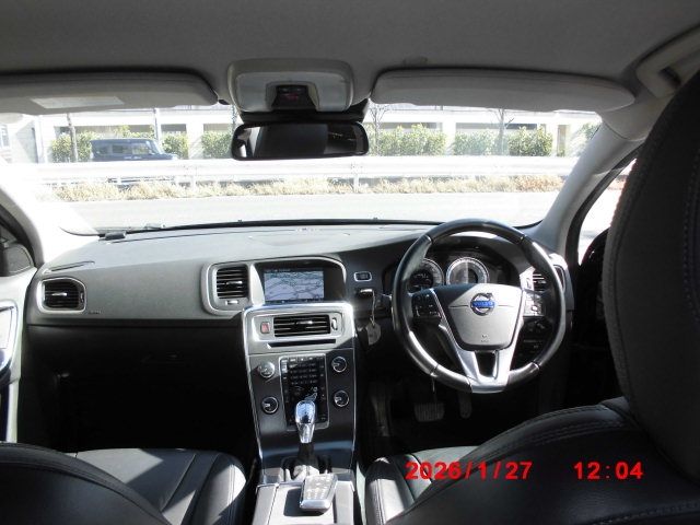 VOLVO V60 2012 Image 31
