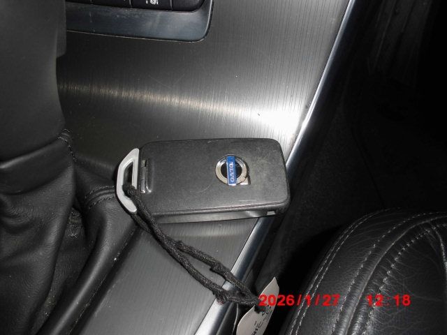 VOLVO V60 2012 Image 31