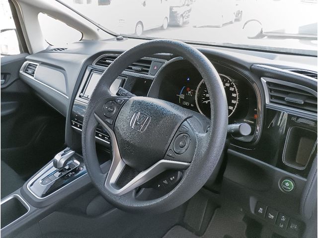 HONDA SHUTTLE HYBRID 2018 Image 31