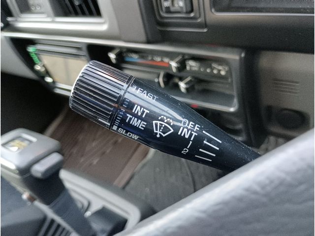 MITSUBISHI DELICA STARWAGON 4WD 1993 Image 31