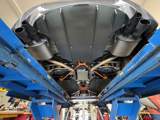 TOYOTA LEXUS RC F 2017 Image 31