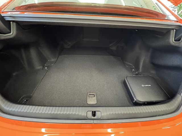 TOYOTA LEXUS RC F 2017 Image 31