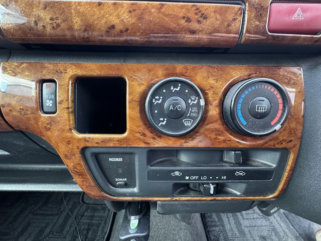 TOYOTA HIACE VAN 4WD 2008 Image 31