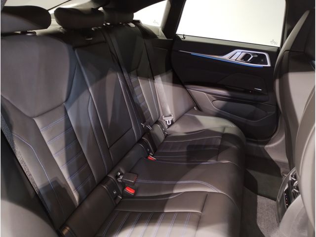 BMW I4 2022 Image 31