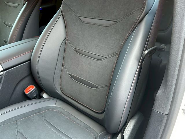 MERCEDES BENZ MERCEDES AMG GLCCLAS 2025 Image 31