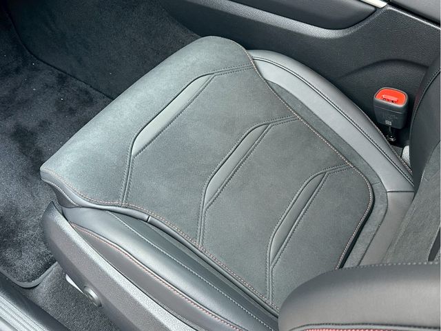 MERCEDES BENZ MERCEDES AMG GLCCLAS 2025 Image 31