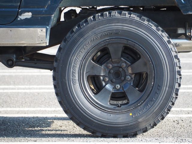 SUZUKI JIMNY 4WD 1996 Image 31