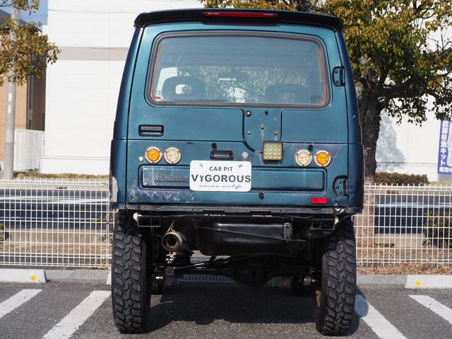 SUZUKI JIMNY 4WD 1996 Image 31