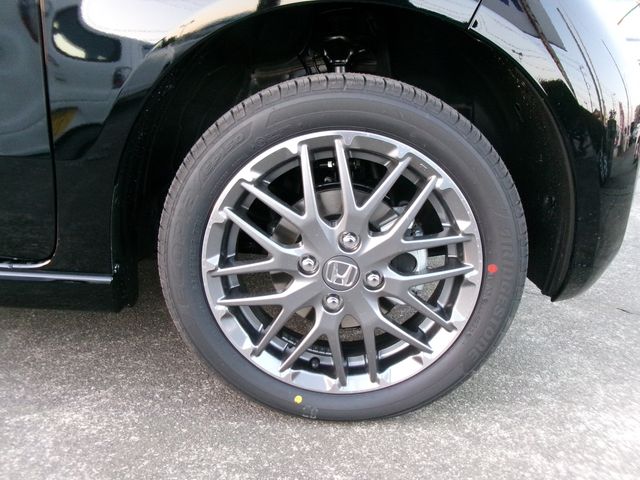 HONDA N BOX CUSTOM 4WD 2025 Image 31