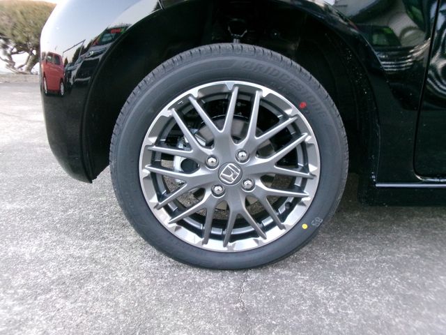 HONDA N BOX CUSTOM 4WD 2025 Image 31