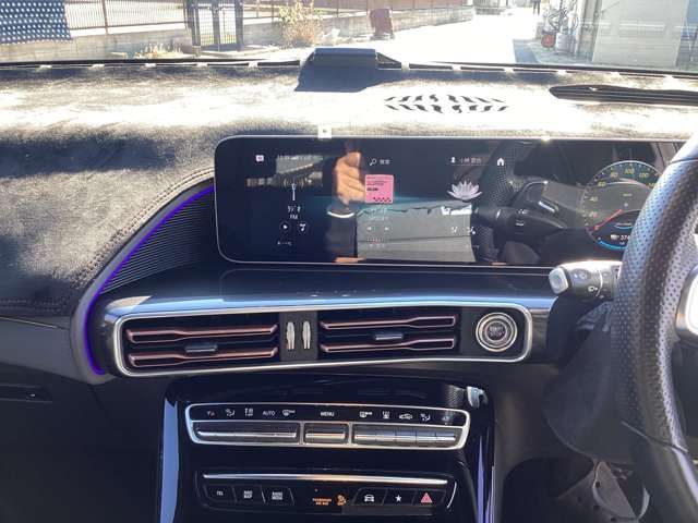 MERCEDES BENZ EQC 2020 Image 31