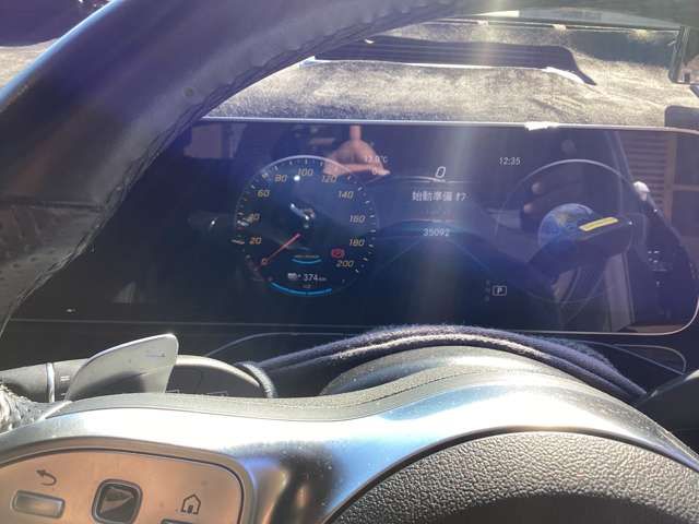 MERCEDES BENZ EQC 2020 Image 31