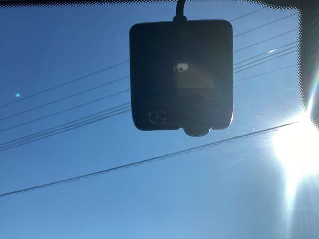 MERCEDES BENZ EQC 2020 Image 31