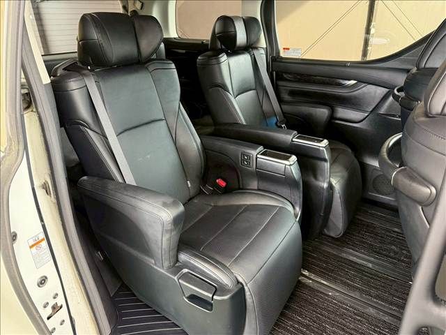 TOYOTA VELLFIRE 2019 Image 31