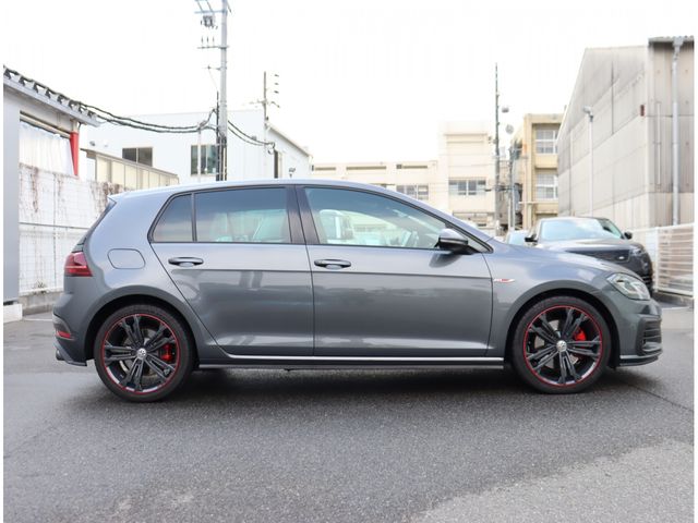 VOLKSWAGEN GOLF GTI 2018 Image 31