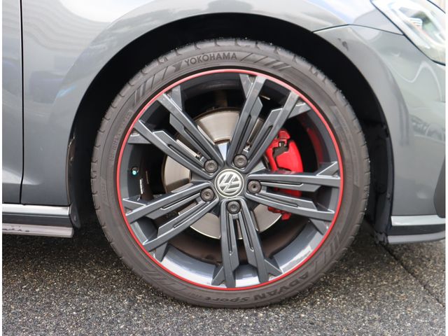 VOLKSWAGEN GOLF GTI 2018 Image 31