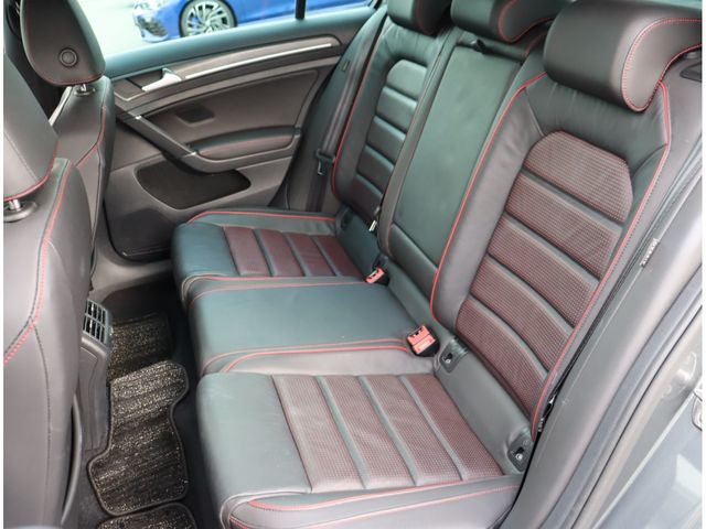 VOLKSWAGEN GOLF GTI 2018 Image 31