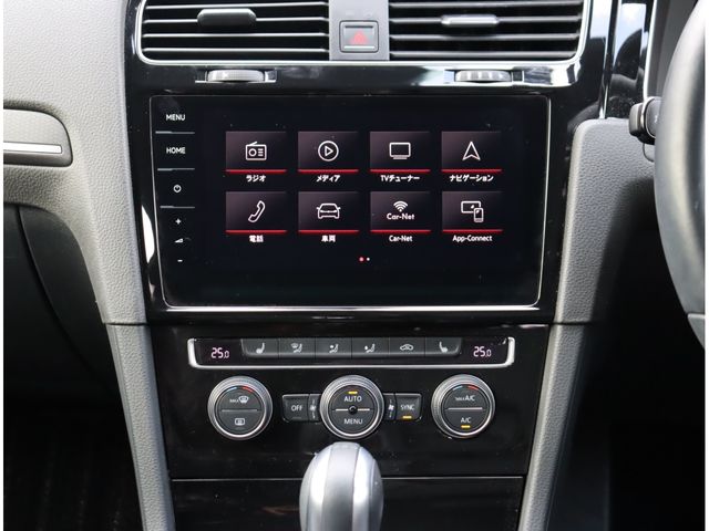 VOLKSWAGEN GOLF GTI 2018 Image 31