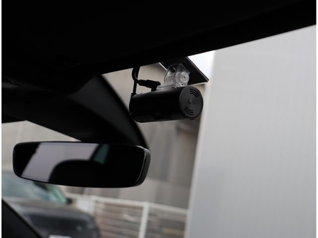 VOLKSWAGEN GOLF GTI 2018 Image 31