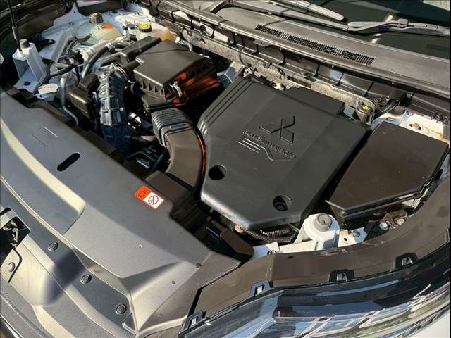 MITSUBISHI OUTLANDER PHEV 2022 Image 31