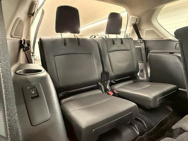 TOYOTA LANDCRUISER PRADO 2023 Image 31