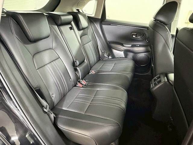 HONDA ZR-V E:HEV 2023 Image 31