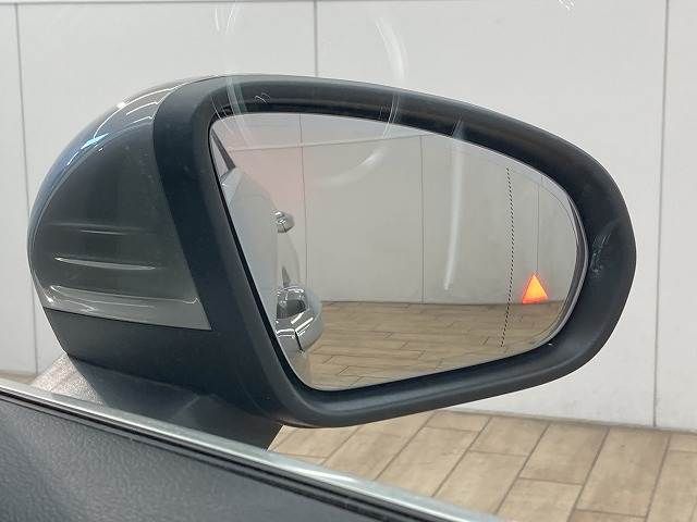 MERCEDES BENZ A CLAS 2018 Image 31