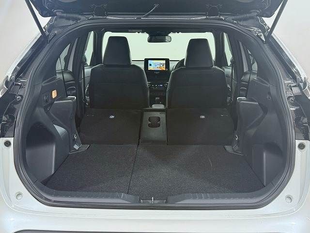 TOYOTA YARIS CROSS HYBRID 2025 Image 31