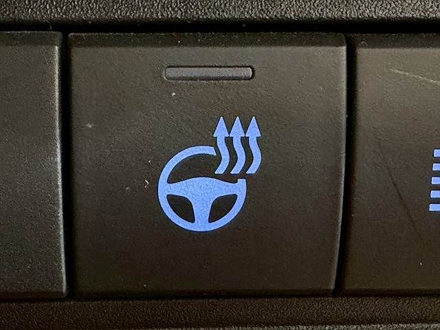 TOYOTA YARIS CROSS HYBRID 2023 Image 31