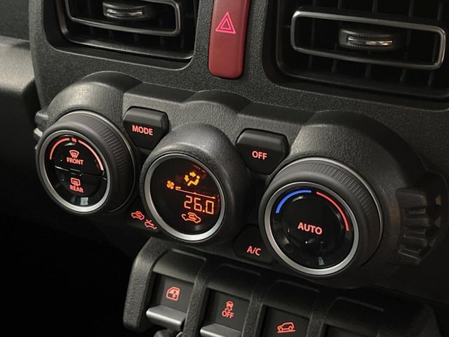 SUZUKI JIMNY NOMADE 2025 Image 31