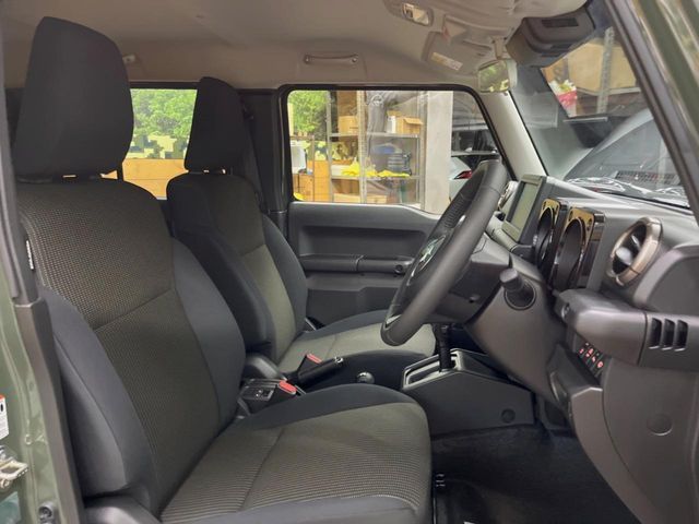 SUZUKI JIMNY NOMADE 2025 Image 31