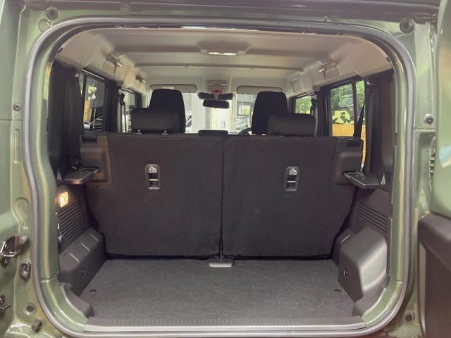 SUZUKI JIMNY NOMADE 2025 Image 31