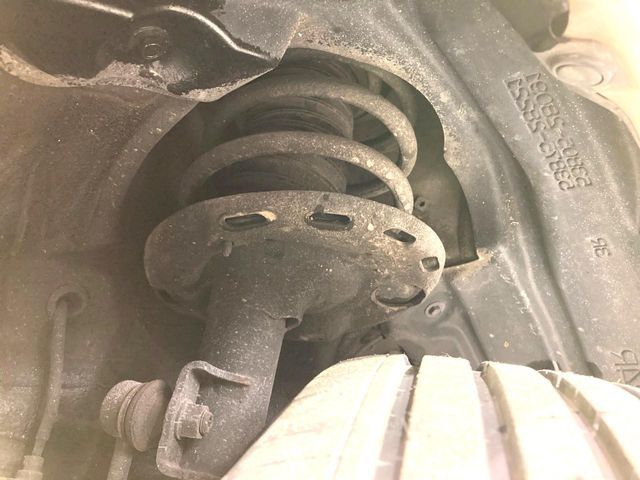 TOYOTA ESQUIRE HYBRID 2018 Image 31