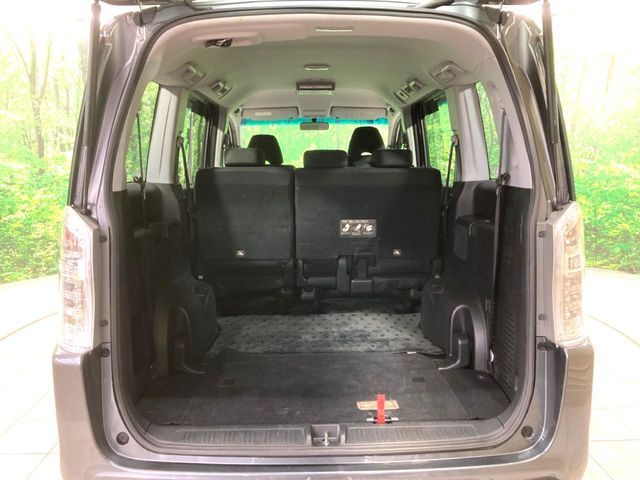 HONDA STEPWAGON SPADA 2013 Image 31