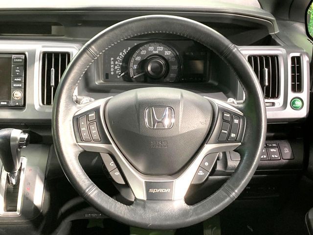 HONDA STEPWAGON SPADA 2013 Image 31