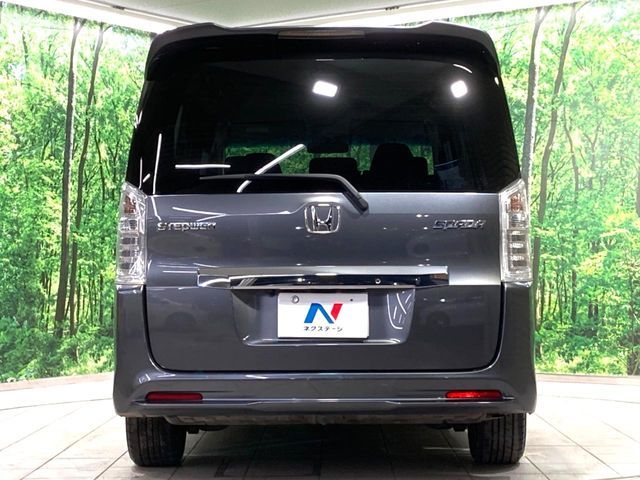 HONDA STEPWAGON SPADA 2013 Image 31