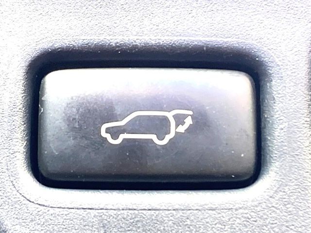 TOYOTA HARRIER 2WD 2018 Image 31