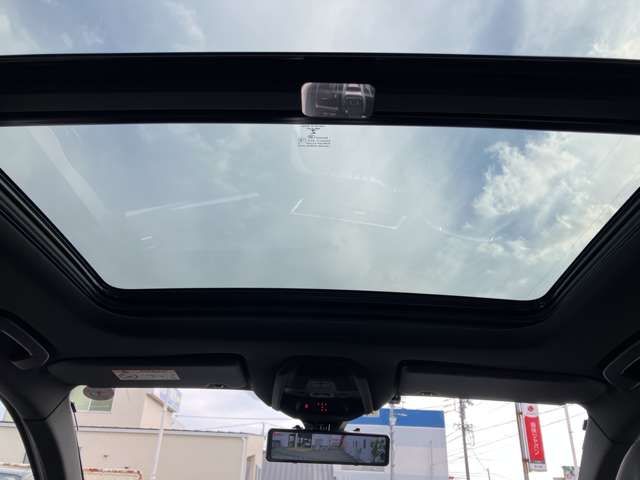 PEUGEOT 5008 2018 Image 31