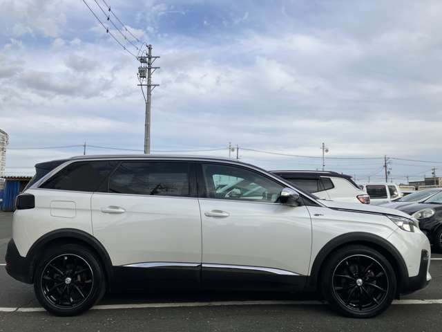 PEUGEOT 5008 2018 Image 31