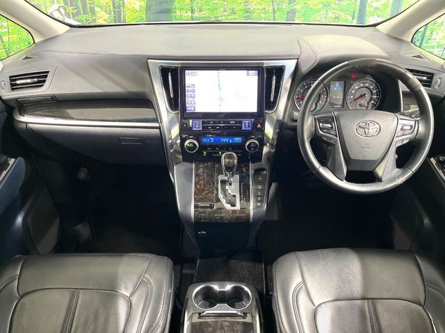 TOYOTA VELLFIRE 2015 Image 31